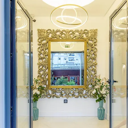 Mariazinha Charming ポルティマン