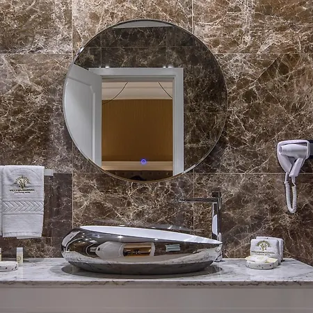 Mariazinha Charming 2*